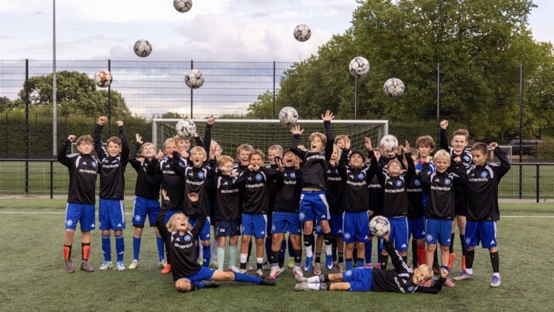 Hele tre sponsorer bakker op om Lundtofte Boldklubs årgang 2015